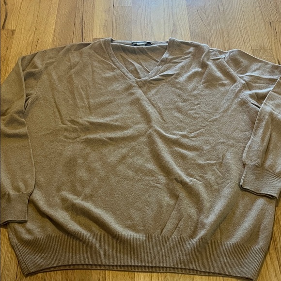 Loro Piana Camel Cashmere V-Neck Sweater Sz 56 - Picture 2 of 8